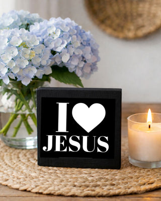 WD QUOTE - I LOVE JESUS
