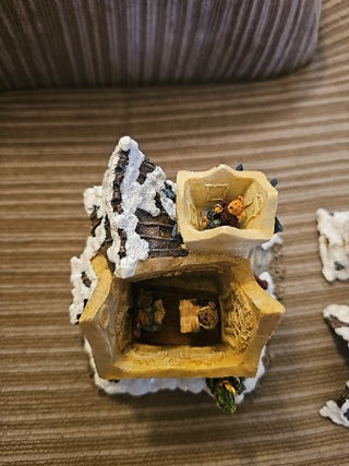 AD. Boyds Bearly -Built Villages