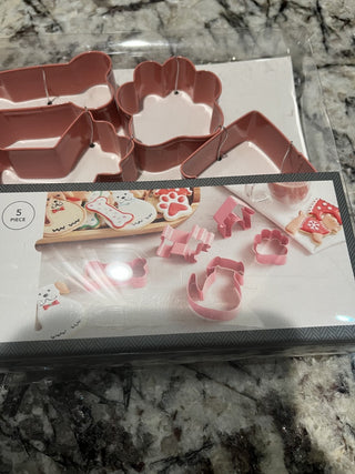 5 Piece Dog Themed Cookie Cutter Set RCD