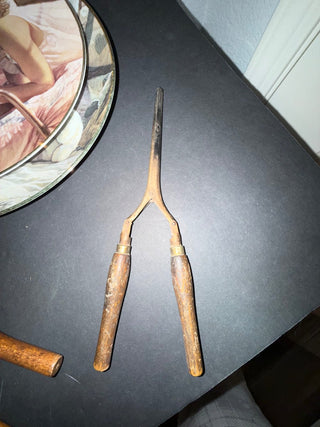Vintage folding 1960 curling iron  RCD
