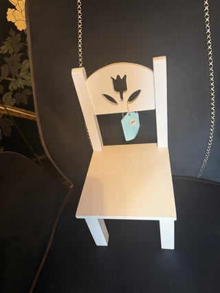 White Mini Tulip doll chair #62 VV MTS