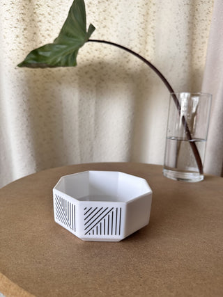 Arcopal France Milk Glass Octobowl (LZD - RSV)|63960