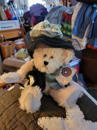 Boyd’s Bear Cecelia T. Bearington 10" RCD