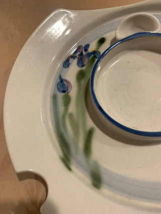 Studio pottery plate w/chopstick rest|150160