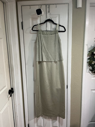 Women's Size 6P Beaded Mother of Bride/Groom Dress w/Jacket Sage Green RCD