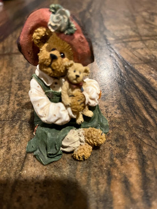 Boyds Bears Style #228417. Bear w/Teddy RSV
