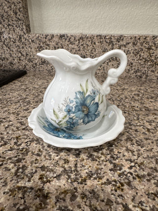 AJ - Mini Cornflower Pitcher and Basin MTS|77925