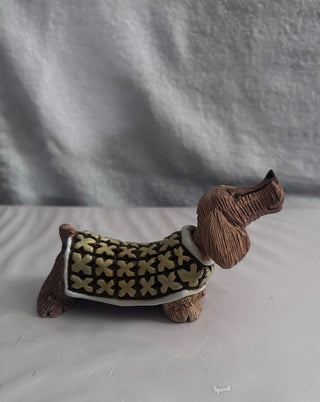 ARTESANIA RINCONADA DACHSHUND W/YELLOW SWEATER|112175