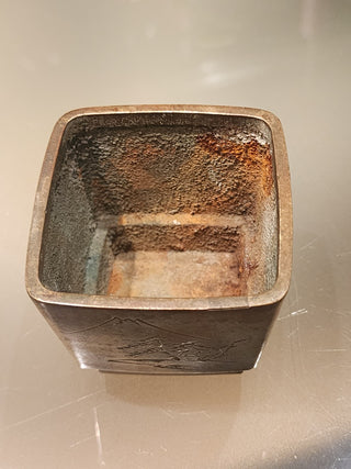 Mini Brass Planter Asian Scene RSV|71256