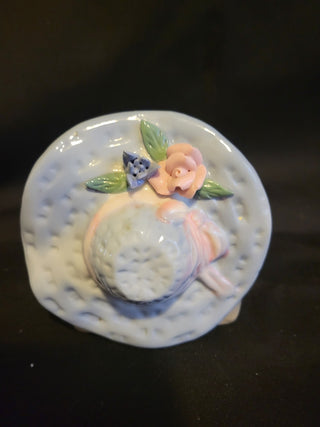 Vintage Blue Bonnet w/Flowers on Brim Planter RCD|82906