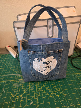 Small jean tote with heart appliques