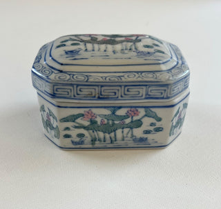 Vintage porcelain lotus trinket box RSV