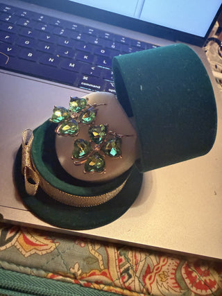 Green Saint Patty's Day 4 Leaf Clover dangling earirngs with vintage green top hat holder #62 VV MTS|158190