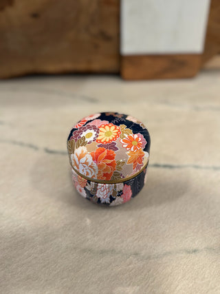 TEA LEAF TIN FALL COLORS|113073
