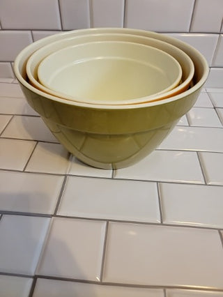 JMD- *Set of 3* Vtg. Melamine Mixing Bowl Set