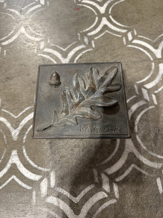 AJ - White Oak Leaf Box MTS|62326