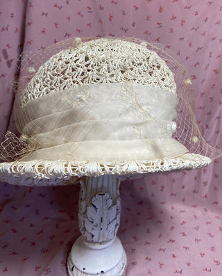 Ivory Vintage Hat Circa 1966 RSV|57505