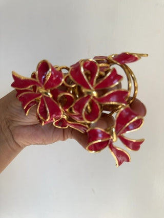 1990s Red Bow Napkin Rings 6