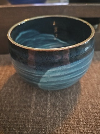 RM826-Blue Pottery