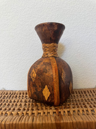Leather wrapped vase - MTS|100750