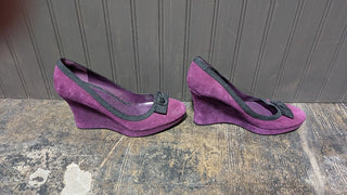 Vintage Tommy Hilfinger Purple Velvet Pumps Size 8.5 RSV