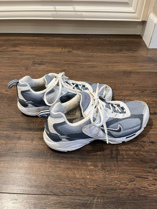 Women's Size 10 Nike Shoes White/Blue RCD|117403