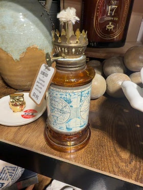Vtg amber glass mini oil lamp with world map