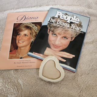 Diana - Memory of a Rose Book [Paperback] (BRI) - MTS|144179