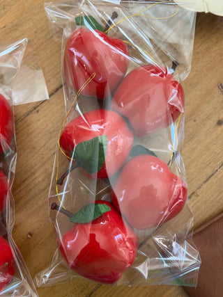 Vtg. Apple ornaments (L) 5|106619