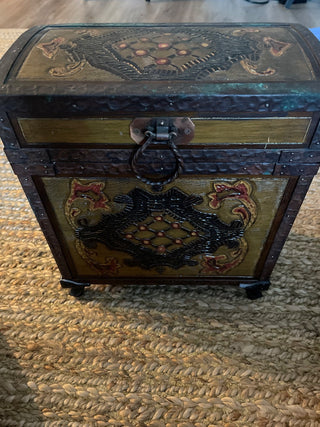 Vintage Asian inspired small storage trunk RSV