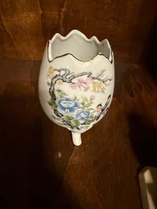 VTG Andrea by Sadek Japan Birds & Florals Egg Vase 3 Footed Large 4.75" Tall RCD
