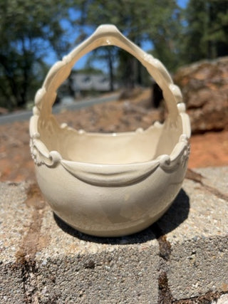 Napcoware Ceramic bisque, Victorian basket