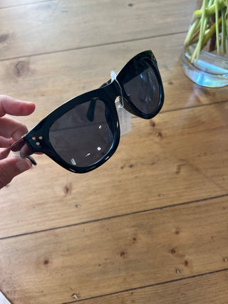 Black Avery JCU  Sunglasses w/gold accents|66303