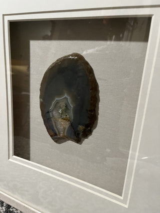 HUGI 19.75" x 19.75" Brown Agate Slice Shadow Box Hanging Wall Art RCD