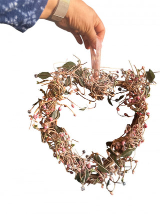 Heart Berry Wreath Pink #62 VV MTS