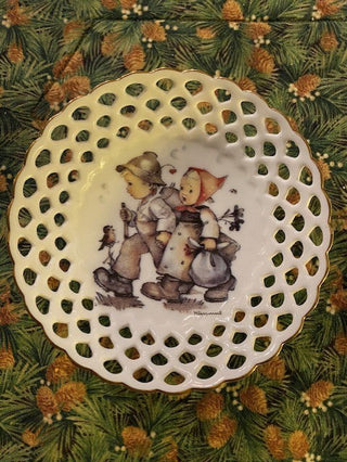 Hummel Hanzel and Gretel trinket dish