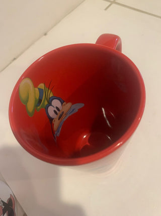 Disney Minnie & Friends red mug MTS