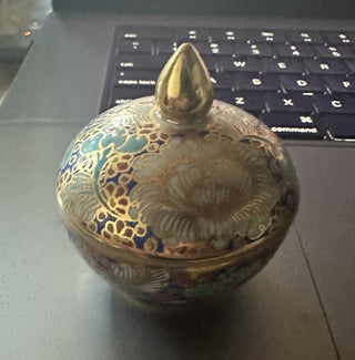 Vintage miniature Cloisonne porcelain container #62 VV MTS