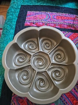 Nordic Ware Cinnamon Bun Pan
