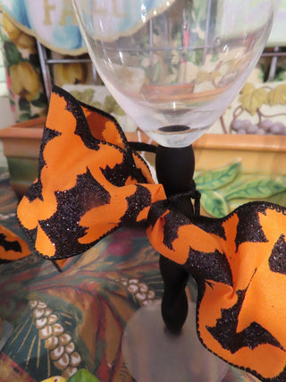 Black stemmed wine glas w/Halloween ribbon MTS|114352