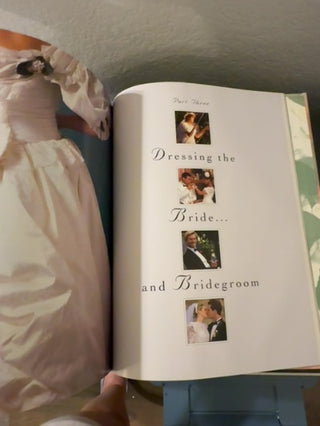 Vintage Dressing the bride book