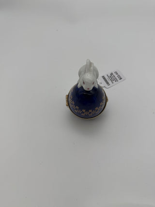 Vintage Andrea By Sadek Bunny on Egg Trinket Box #62 VV MTS