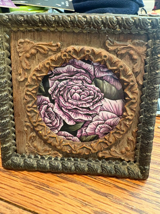 Vtg. Metal Picture frame w/wood carved matte 3.25x3.25 RCD|109207