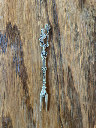 Vintage Italian Appetizer Fork    MTS|102635