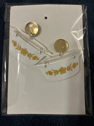 12F Butterfly Gold Pyrex Acrylic Earrings Circle Studs MTS