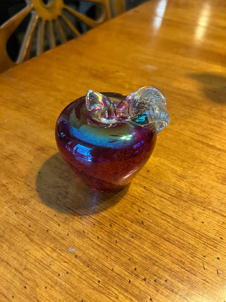 Vintage Vines MSH ASH 1993 Iridiscent Apple Paperweight RSV