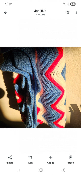 35% OFF - Handmade Chevron Striped Crocheted Blanket