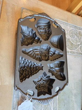 John Wright cast iron muffin/cookie mold. RCD|94201