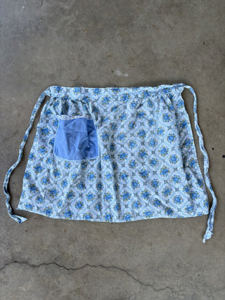 blue floral vintage apron MTS