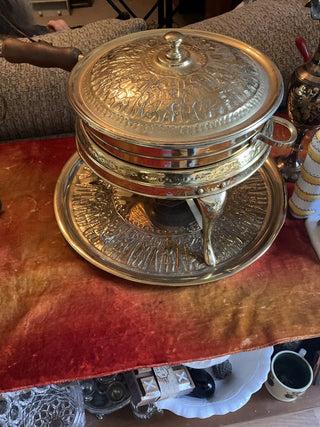 Ornate brass food warmer with tray RCD